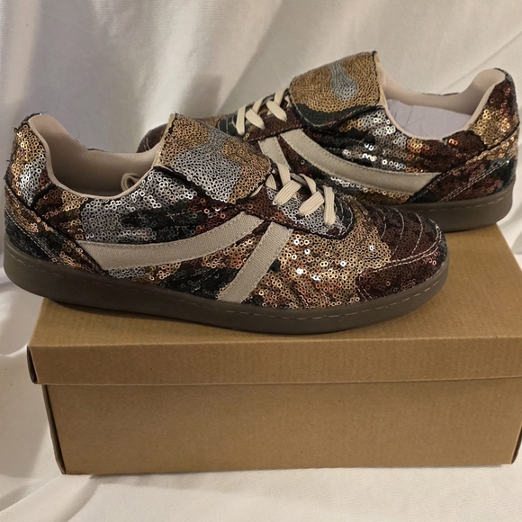 Steve Madden Madrid Camo Sequin Sneakers - Picture 4 of 5